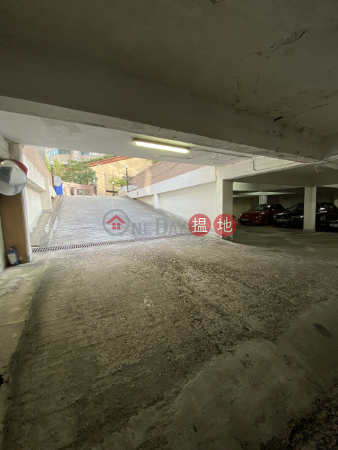 有蓋車位, 美麗閣 Merry Court | 西區 (ANDRE-1225679155)_0