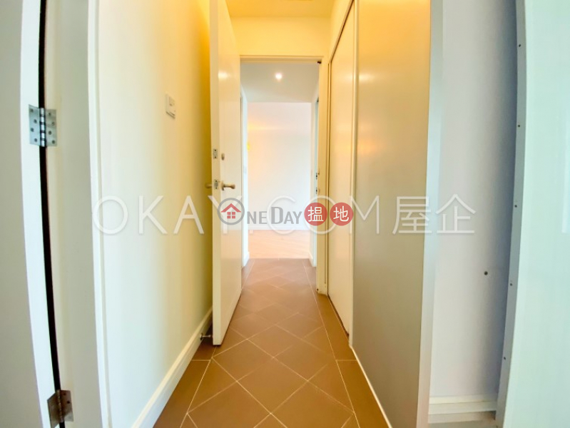 HK$ 55,000/ month | Phase 2 South Tower Residence Bel-Air, Southern District, Gorgeous 3 bedroom with balcony & parking | Rental