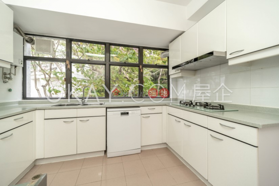 HK$ 160,000/ month | Burnside Estate Southern District, Gorgeous 4 bedroom with terrace & parking | Rental
