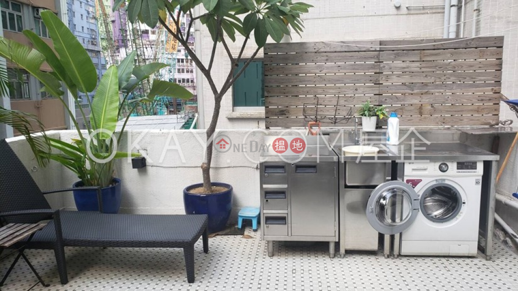 1房1廁嘉咸街1-9號出售單位|中區嘉咸街1-9號(1-9 Graham Street)出售樓盤 (OKAY-S378614)