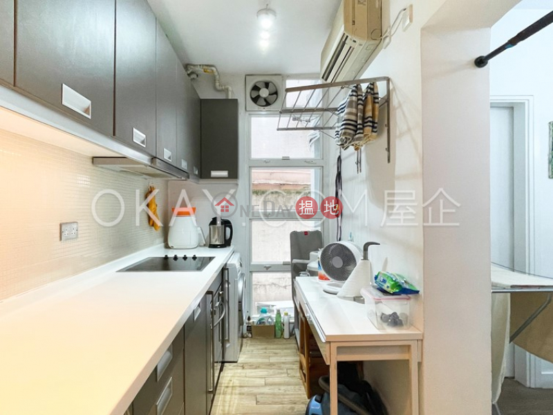 Efficient 2 bedroom in Mid-levels West | Rental 10 Sam Chuk Street | Wong Tai Sin District Hong Kong | Rental, HK$ 49,000/ month