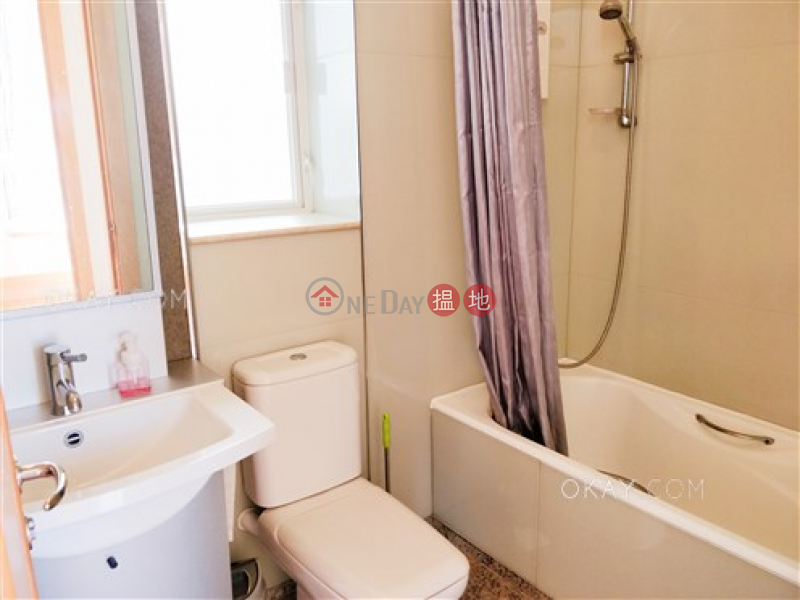 Rare 2 bedroom on high floor with balcony | Rental | The Orchards Block 1 逸樺園1座 Rental Listings