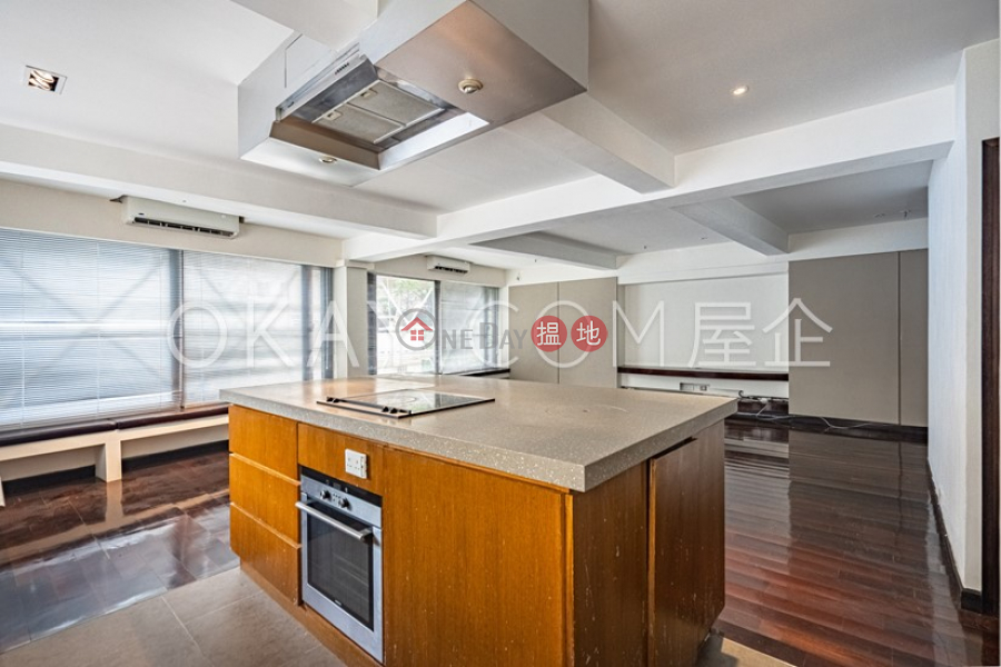 HK$ 49,800/ month GLENEALY TOWER Central District | Efficient 2 bedroom in Central | Rental