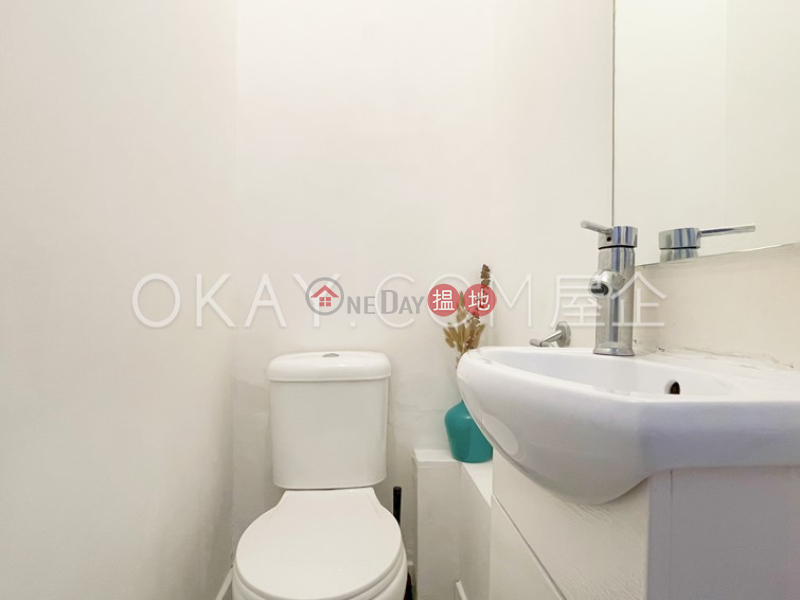 HK$ 11.5M 36 Elgin Street Central District, Gorgeous 1 bedroom on high floor with rooftop & balcony | For Sale