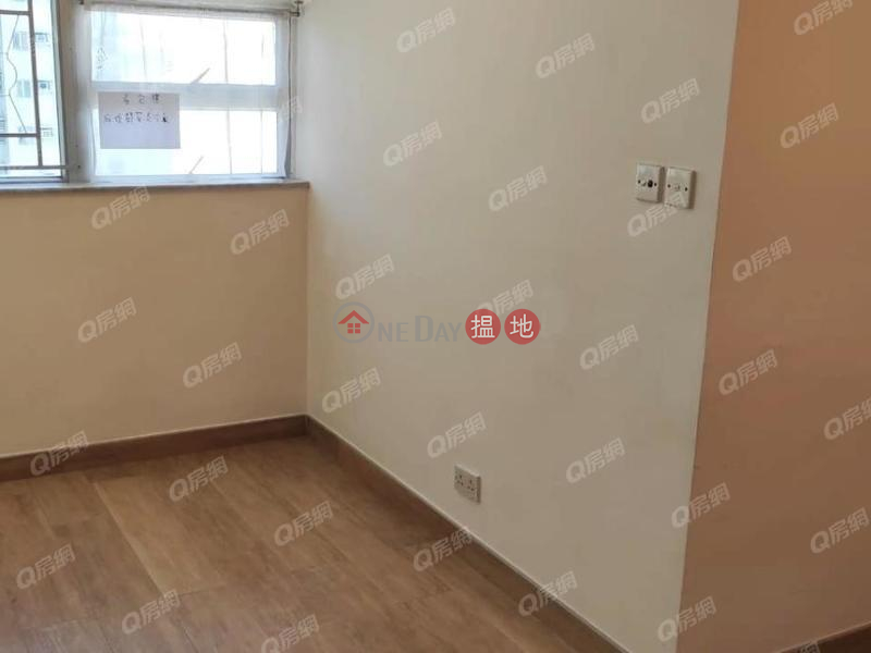 Property Search Hong Kong | OneDay | Residential | Rental Listings, Block 4 Cheerful Garden | 2 bedroom High Floor Flat for Rent