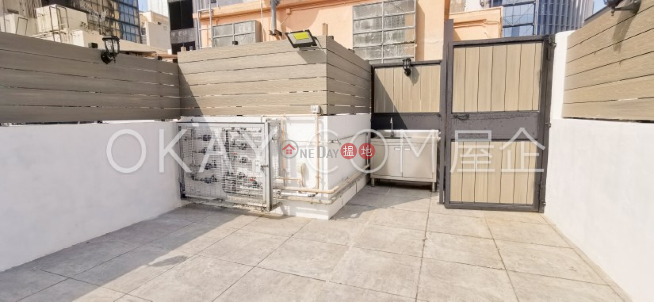 Gorgeous 1 bedroom on high floor with rooftop | Rental | Linfond Mansion 濂風大廈 Rental Listings