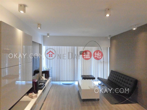 Efficient 2 bed on high floor with balcony & parking | Rental | Flora Garden 富麗園 _0
