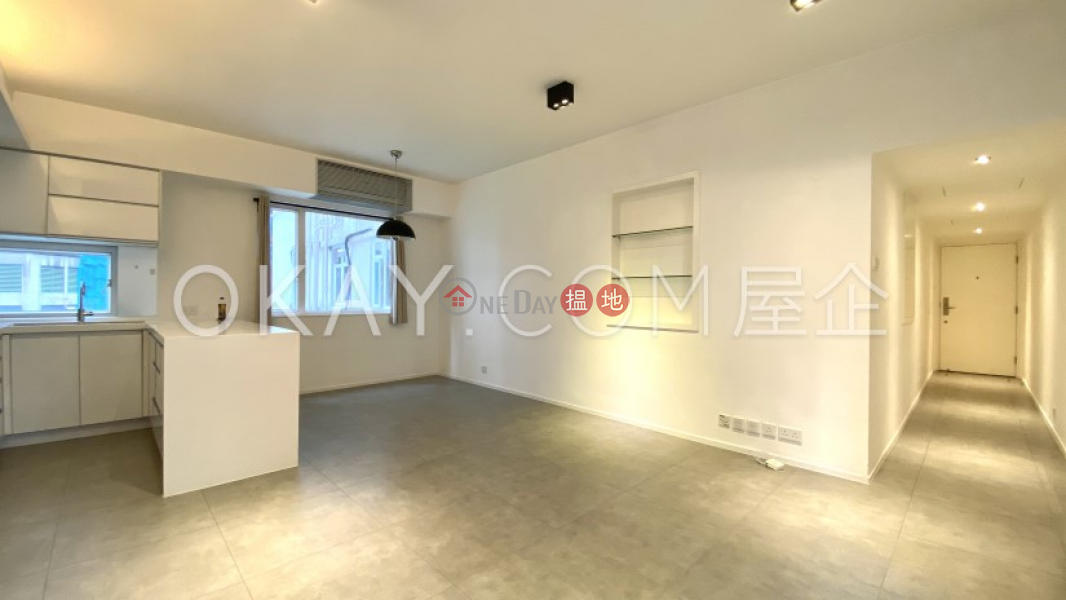 Property Search Hong Kong | OneDay | Residential Sales Listings, Nicely kept 2 bedroom in Mid-levels West | For Sale