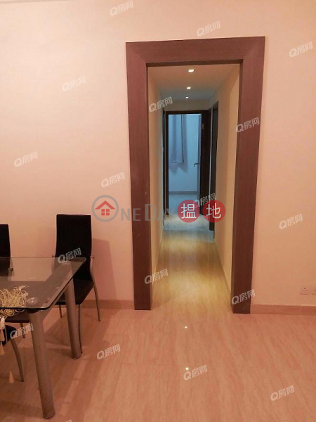 Wah Tang Building, Middle, Residential | Rental Listings | HK$ 33,000/ month