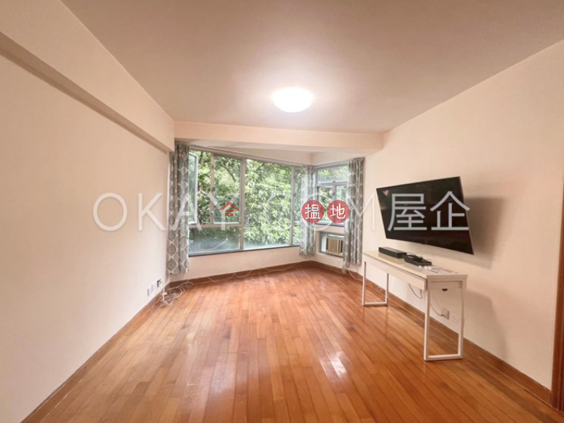 Generous 3 bedroom in Quarry Bay | Rental | Mount Parker Lodge Block A 康景花園A座 Rental Listings