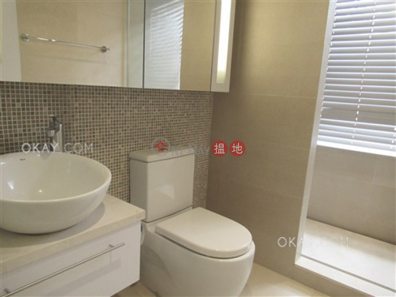 Efficient 2 bedroom with parking | Rental | Wing on lodge 永安新邨 Rental Listings