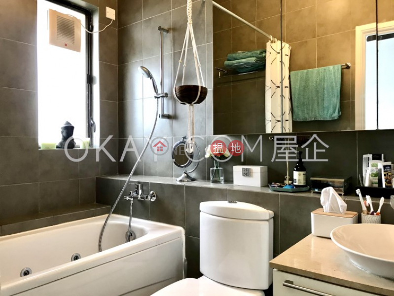 Property Search Hong Kong | OneDay | Residential, Sales Listings | Nicely kept 3 bedroom with sea views | For Sale