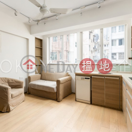 Cozy 1 bedroom on high floor with rooftop | Rental | 54 Graham Street 嘉咸街54號 _0