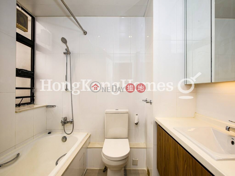 Property Search Hong Kong | OneDay | Residential, Rental Listings | 3 Bedroom Family Unit for Rent at Po Garden