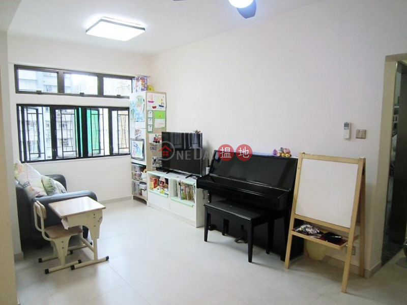 High Floor, Nicely Renovated, with 1 Ensuite and a Maid Room, with Carpark | Silver Court 瑞華閣 Sales Listings