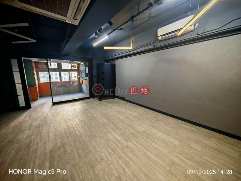 WORKSHOP, 396 Kwun Tong Road | Kwun Tong District Hong Kong, Rental HK$ 18,000/ month