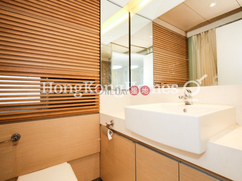 2 Bedroom Unit for Rent at Centrestage 108 Hollywood Road | Central District Hong Kong | Rental HK$ 27,000/ month