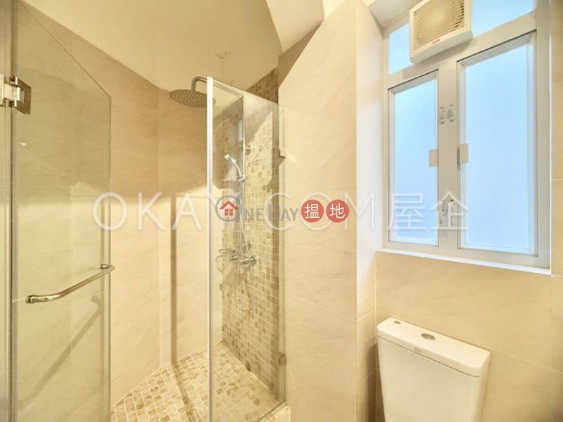 HK$ 37,500/ month, Peace House Wan Chai District | Popular 3 bedroom on high floor with rooftop | Rental