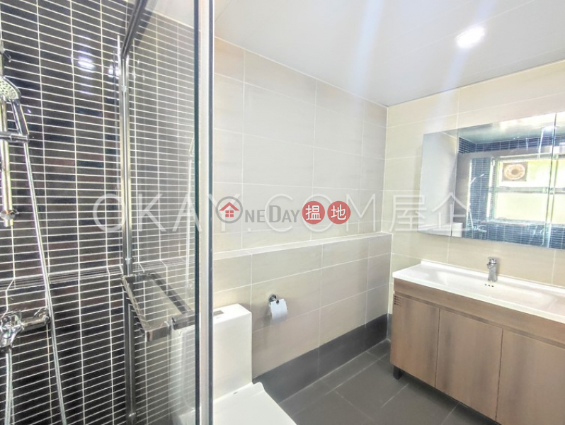 Tasteful 4 bedroom on high floor with balcony | For Sale | Grand Deco Tower 帝后臺 Sales Listings