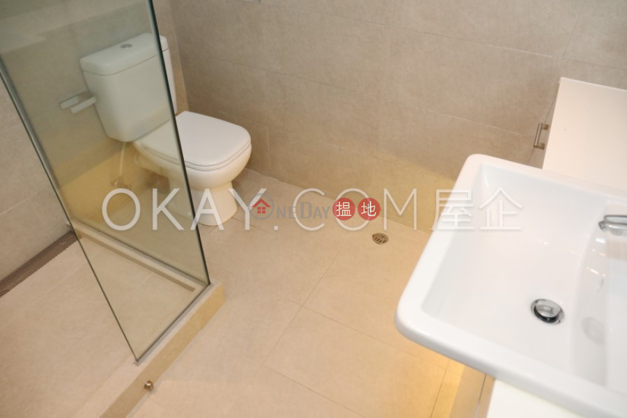 2房1廁快活閣出租單位|灣仔區快活閣(Happy Court)出租樓盤 (OKAY-R267504)