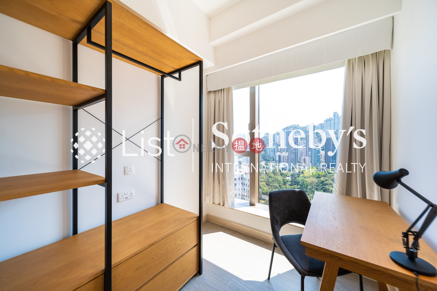 Property Search Hong Kong | OneDay | Residential | Rental Listings | Property for Rent at Townplace Soho with 3 Bedrooms