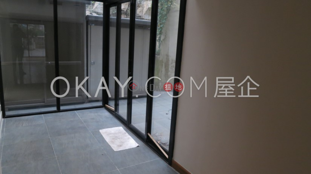HK$ 63,800/ month | Carrie Garden, Wan Chai District, Rare 3 bedroom with terrace & parking | Rental