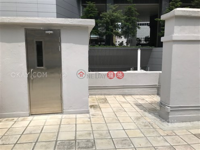 HK$ 15M 9 Pak Sha Road Wan Chai District | Nicely kept 2 bedroom with rooftop | For Sale