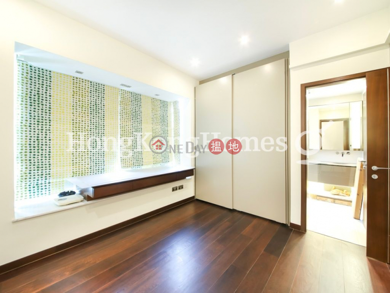 Property Search Hong Kong | OneDay | Residential Rental Listings 4 Bedroom Luxury Unit for Rent at The Mayfair