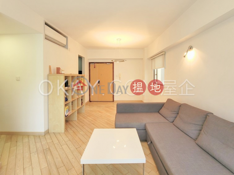 Tasteful 2 bedroom on high floor | Rental | Discovery Bay Plaza / DB Plaza 愉景廣場 _0