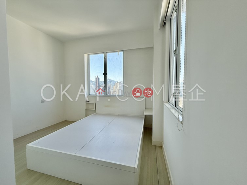 HK$ 8.8M, Gold Ning Mansion Wan Chai District Cozy 1 bedroom with harbour views & parking | For Sale