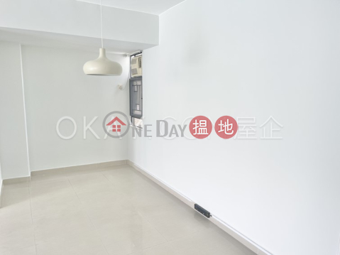 Popular 3 bedroom with rooftop, balcony | Rental | Green Park 碧翠苑 _0