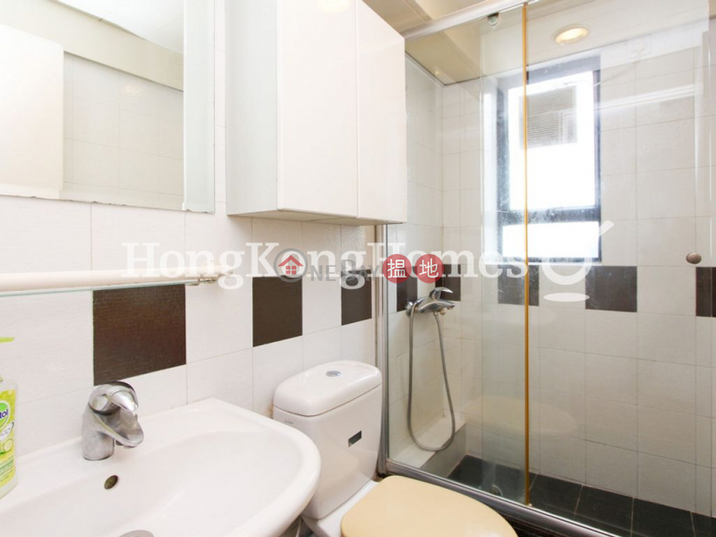 HK$ 31,000/ month, Royal Court, Wan Chai District 3 Bedroom Family Unit for Rent at Royal Court