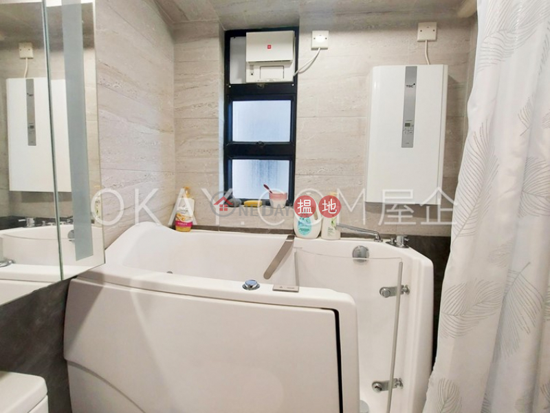 HK$ 2,050萬駿豪閣西區|3房2廁,實用率高,極高層,可養寵物《駿豪閣出售單位》