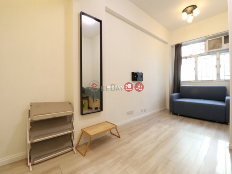 HK$ 16,000/ month Po Ngai Garden Wan Chai District 1 bdr flat furnished