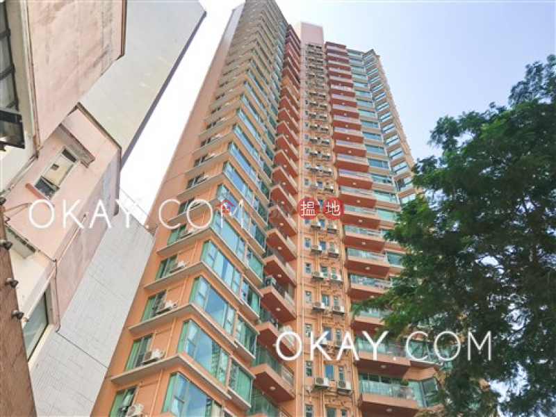 Property Search Hong Kong | OneDay | Residential Sales Listings | Luxurious 3 bedroom with balcony & parking | For Sale