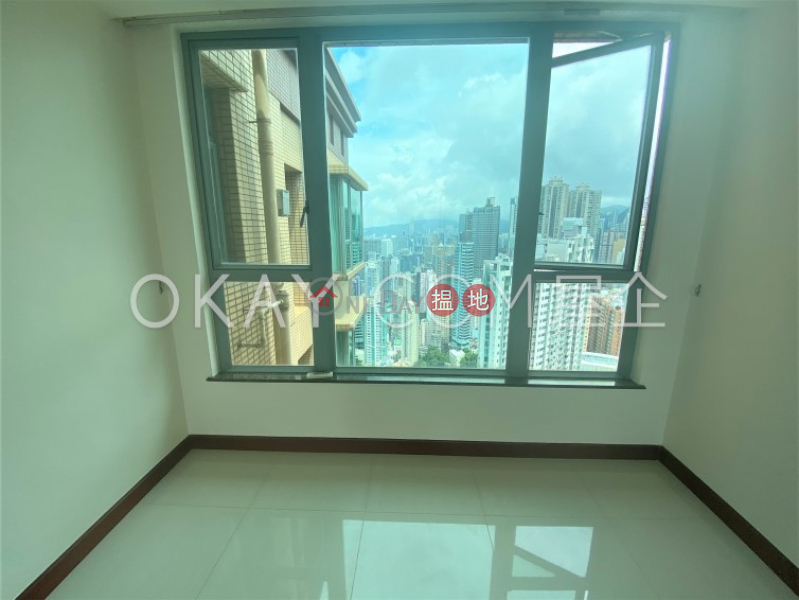 HK$ 52,000/ month, 2 Park Road, Western District, Luxurious 3 bed on high floor with harbour views | Rental