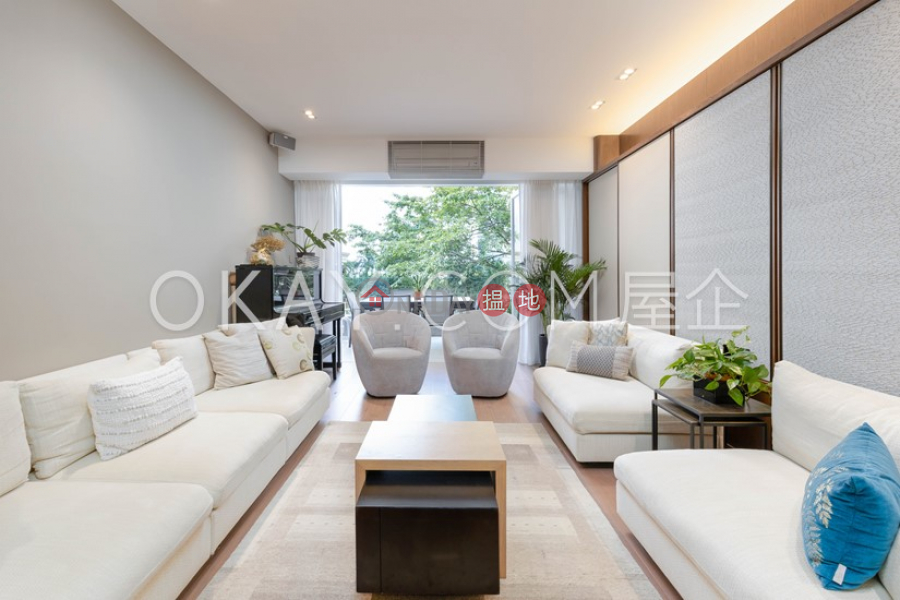Unique 3 bedroom with parking | Rental, Catalina Mansions 嘉年大廈 Rental Listings | Central District (OKAY-R43957)