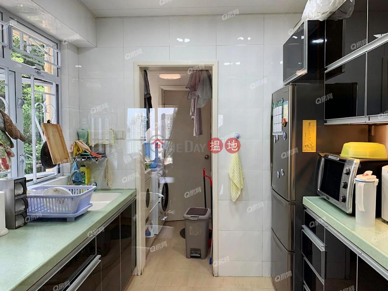 HK$ 30.5M Swiss Towers | Wan Chai District Swiss Towers | 3 bedroom Mid Floor Flat for Sale