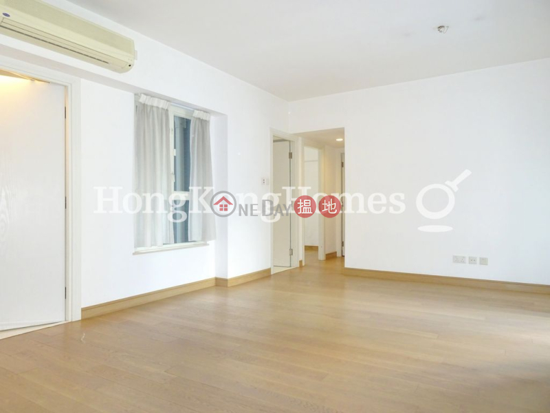 3 Bedroom Family Unit for Rent at Centrestage | Centrestage 聚賢居 Rental Listings