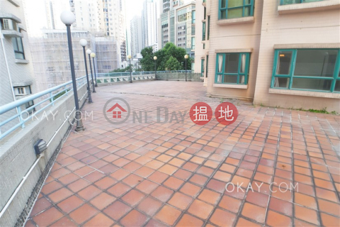 Stylish 3 bedroom with terrace | For Sale | Prosperous Height 嘉富臺 _0
