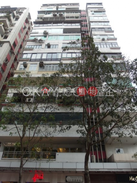 Nicely kept 3 bedroom with balcony | Rental | Riviera Mansion 海濱大廈 Rental Listings