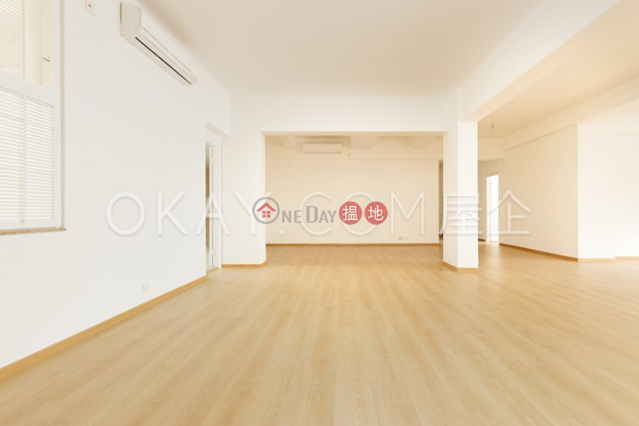 HK$ 150,000/ month | Block A Repulse Bay Mansions Southern District, Stylish 3 bedroom with sea views, balcony | Rental