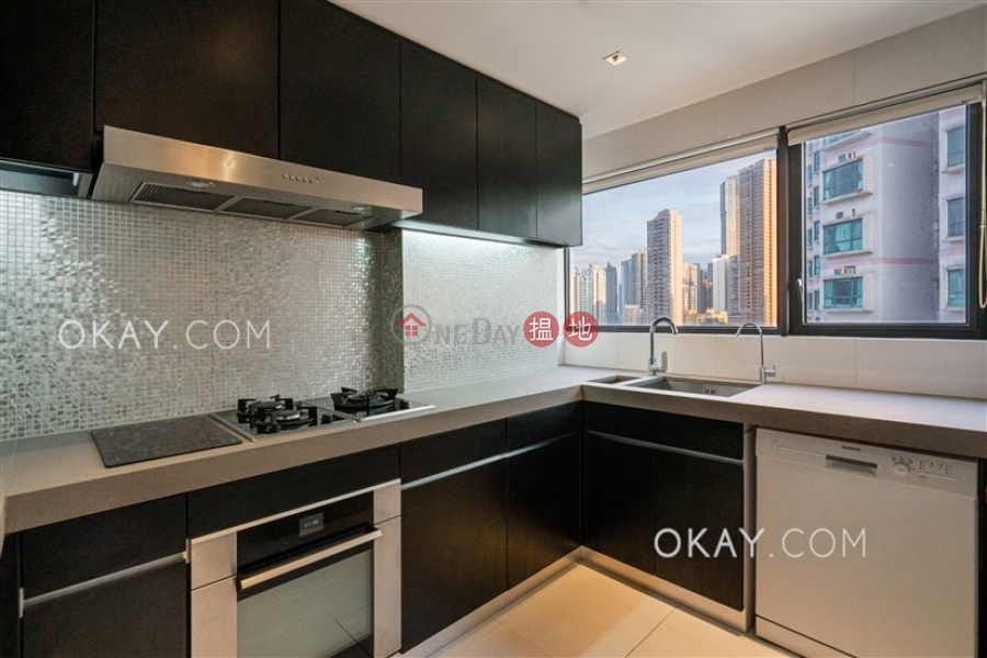Property Search Hong Kong | OneDay | Residential | Sales Listings, Gorgeous 4 bedroom on high floor with rooftop & balcony | For Sale