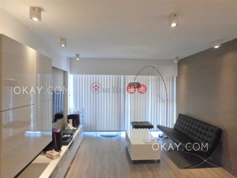 Efficient 2 bed on high floor with balcony & parking | Rental | Flora Garden 富麗園 Rental Listings