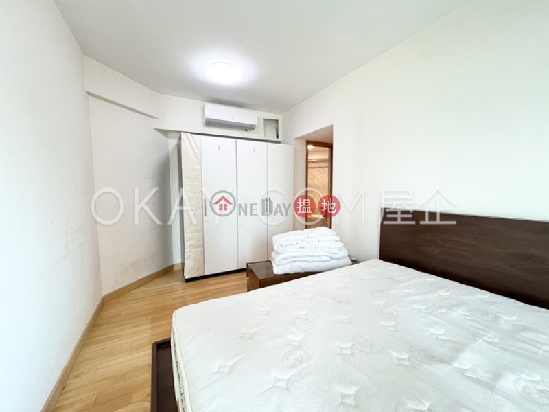 HK$ 45,000/ month The Waterfront Phase 1 Tower 2 | Yau Tsim Mong Charming 3 bedroom with sea views | Rental