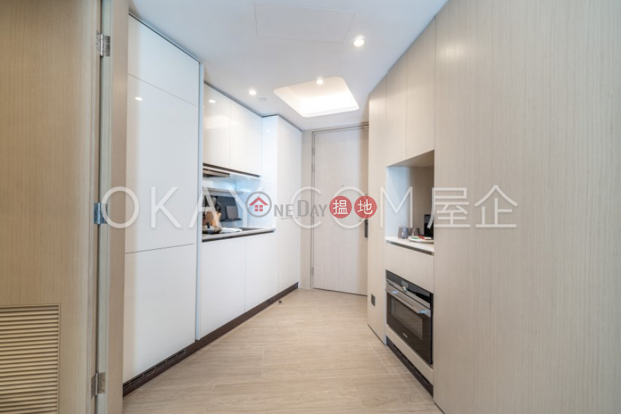 HK$ 32,300/ month Townplace Soho | Western District, Generous 1 bedroom in Mid-levels West | Rental