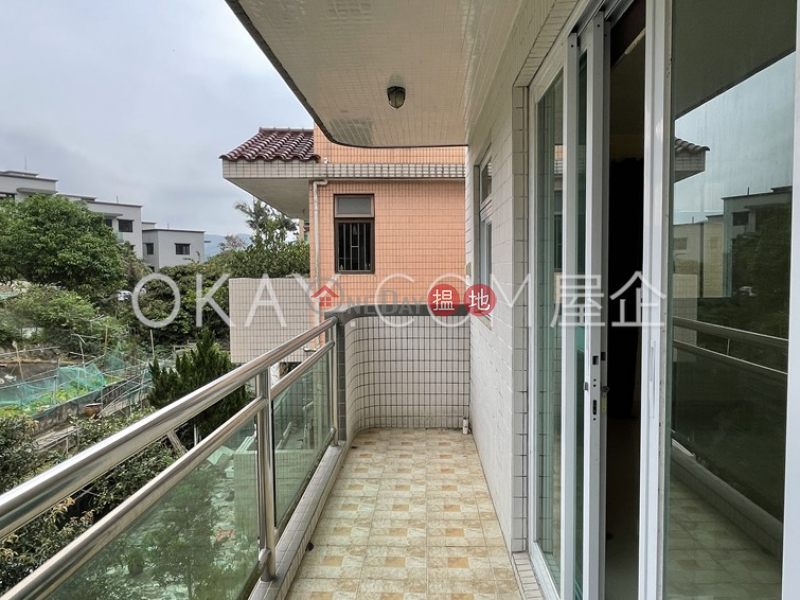 Generous house on high floor with rooftop & balcony | Rental | Sheung Yeung Village House 上洋村村屋 Rental Listings