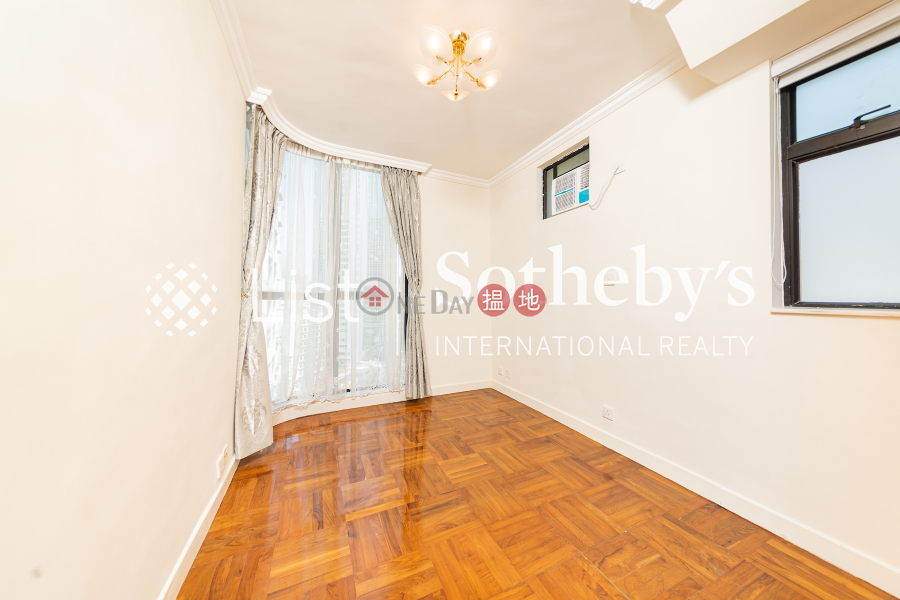 HK$ 26,000/ month, Village Garden Wan Chai District Property for Rent at Village Garden with 3 Bedrooms