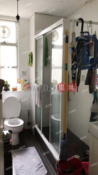 Property Search Hong Kong | OneDay | Residential | Sales Listings | Yan Ming Court, Yan Lan House Block D | 3 bedroom High Floor Flat for Sale