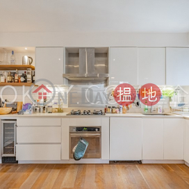 Popular 2 bedroom in Sai Ying Pun | Rental | Western Garden Ivy Tower 長蓁閣 _0